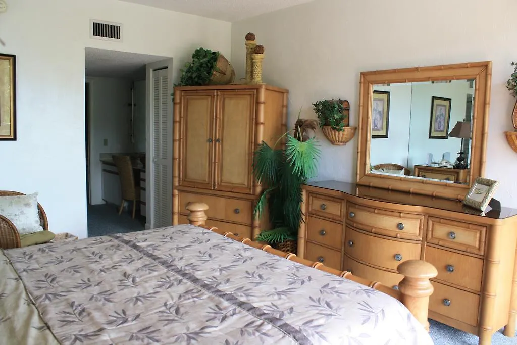 1800 Atlantic Suites Key West Aparthotel