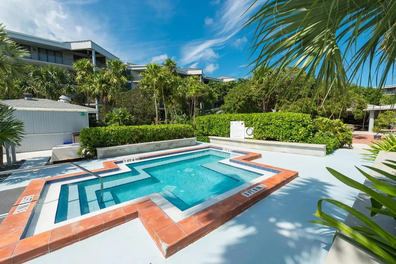 1800 Atlantic Suites Key West 3*,